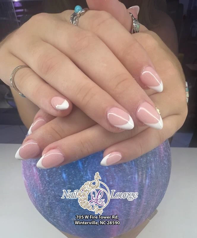 Lux Nail Lounge